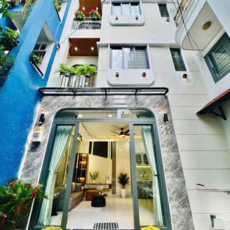 Ngang hiếm gần 8m, sát MT Hồ Văn Huê, hẻm 1 trục, 3 lầu đúc BTCT, chỉ 5 tỏi nhỉnh xíu
