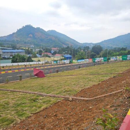 Bán đất sinh thái nghỉ dưỡng Phú Mãn thế đất thoải bậc thang lôgóc 2 MT hơn 3tỷ