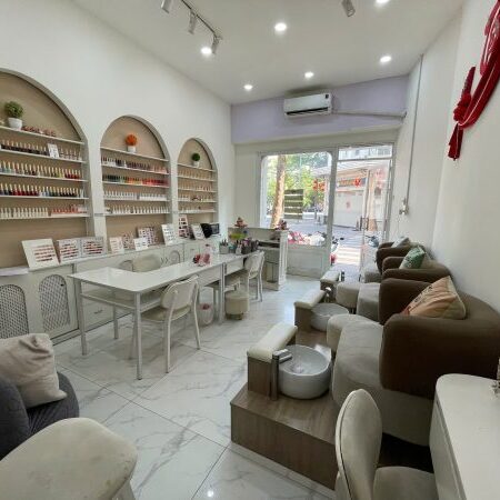 Gò Vấp ! Sang SaLon Nail – SPA decor Hiện đại & xinh xắn nằm ngay khu dân trí cao Cityland Central