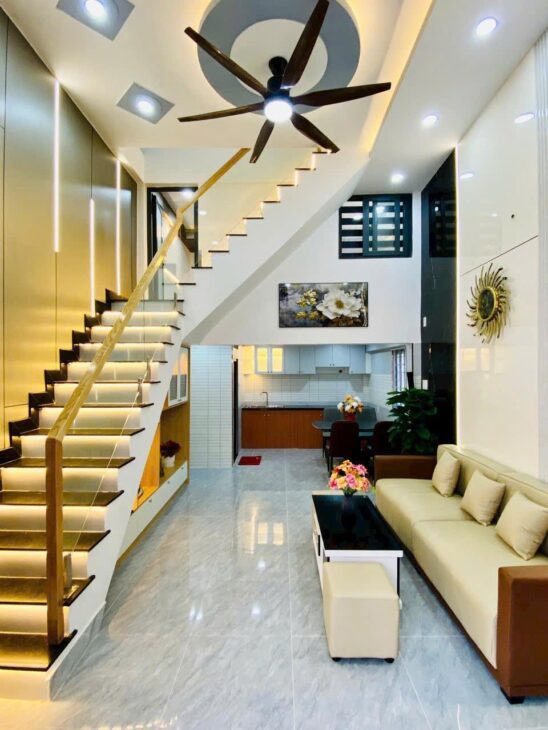 NHÀ ĐẸP LUNG LINH – 38M2 – 2 TẦNG – 3PN- P.10 GÒ VẤP – HƠN 4tỷ