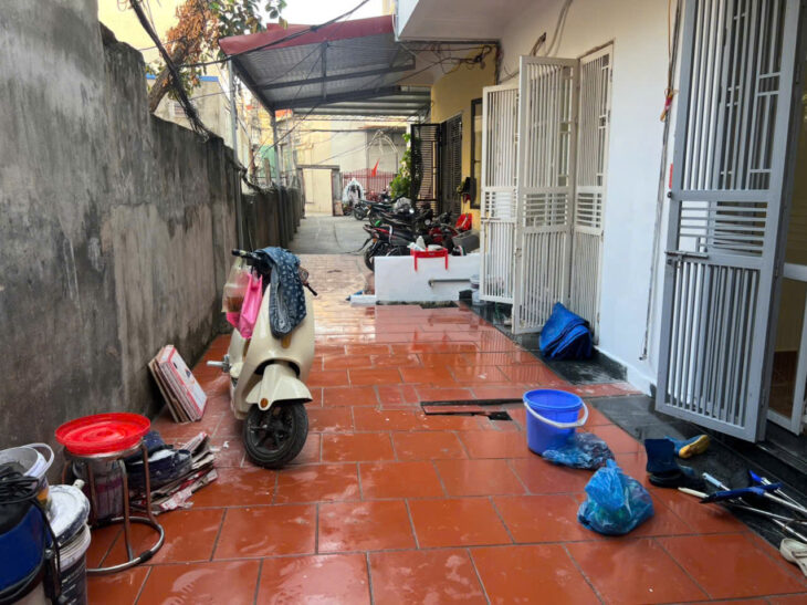 Bán nhà Thiên Lôi gần Cầu Rào, 40m 3 tầng, ngõ nông, Giá 2.25 tỉ