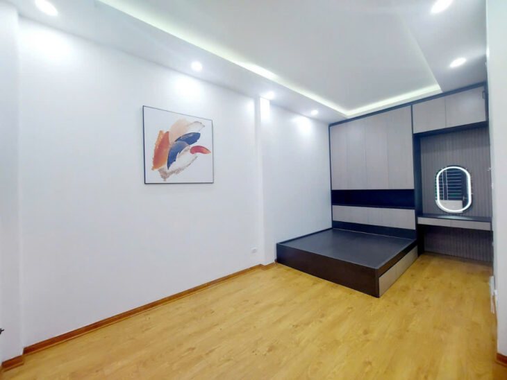 Hoà Bình, Minh Khai 35T2 , 5 tầng, mặt tiền 4.8m. Hai Bà Trưng .nhỉnh 7 tỷ