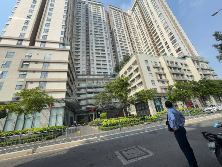 CHỦ NHIỆT BÁN GIẢM CHÀO NHÀ MẶT TIỀN NGUYỄN HỮU HÀO QUẬN 4