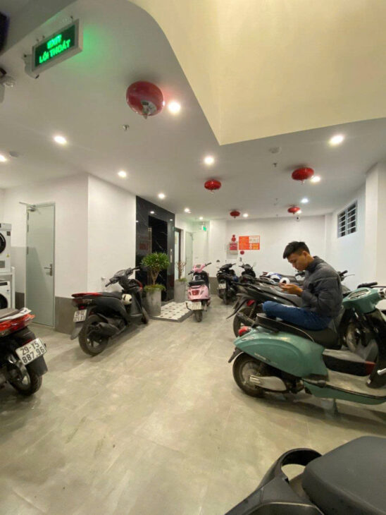 Bán Căn CCMN tại Ngõ 96 La Thành, 7 tầng thang máy Dòng tiền 100 Triệu / tháng 16,8 tỷ, 58m2, giá