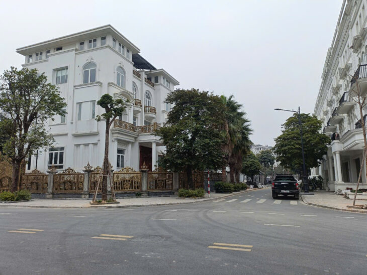 Bán gấp Biệt thự SL Louis City Đại Mỗ- Lê Quang Đạo KD- 210m2- 5 tầng, giá 57 tỷ