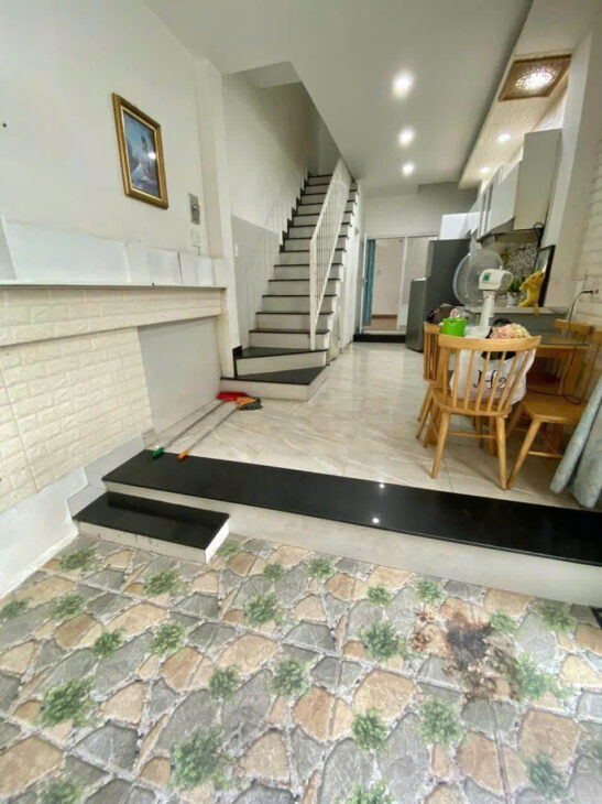 Cần Bán Gấp Nhà Hẻm Bạch Đằng, Trung Tâm TP Nha Trang