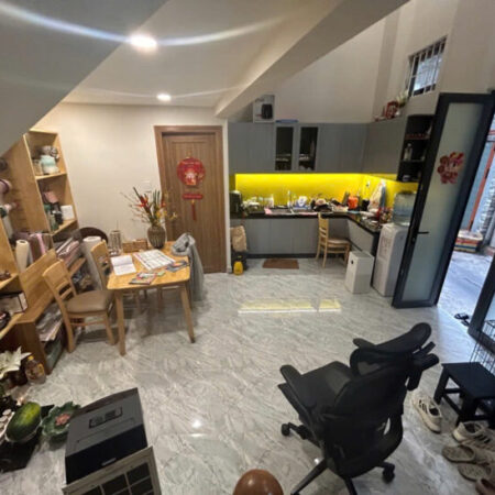 NHÀ TRUNG TÂM QUẬN 3- GIÁP Q1, NGUYỄN THỊ MINH KHAI, P5, QUẬN 3, CHỈ 4,9 TỶ