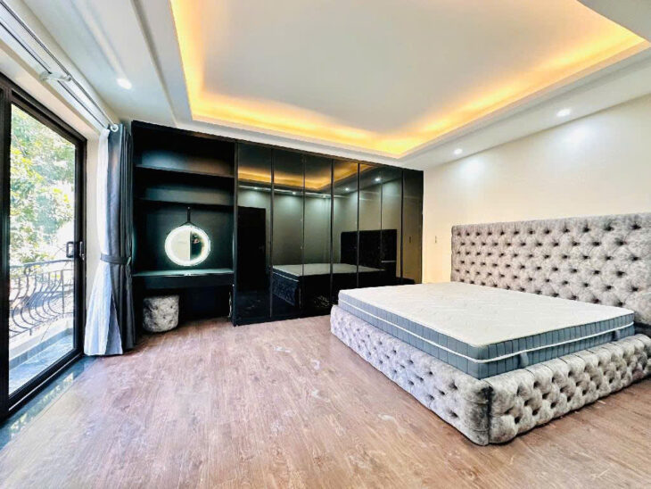 NHÀ MẶT PHỐ TRẦN QUANG DIỆU – 7 TẦNG THANG MÁY – KD ĐỈNH – 60M2 – 34,8 TỶ