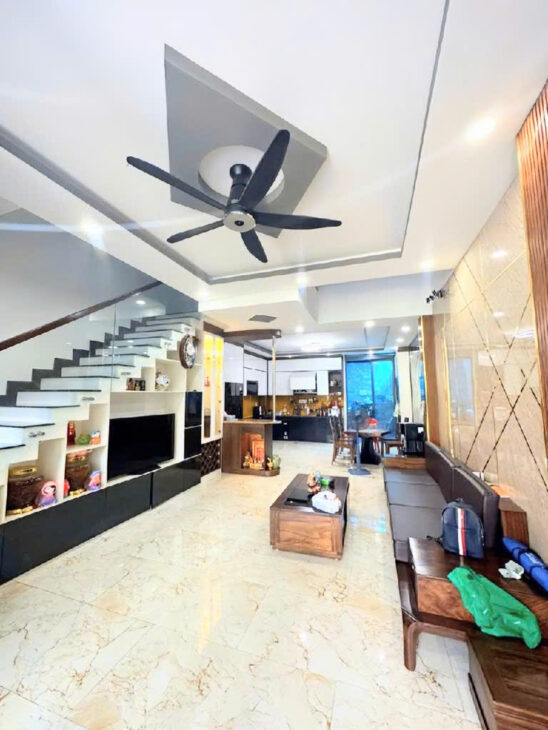 PHƯỚC KIỂN – 8.5 TỶ – 85M2 – 4 TẦNG – NGANG 5M – FULL NỘI THẤT ĐẸP LUNG LINH