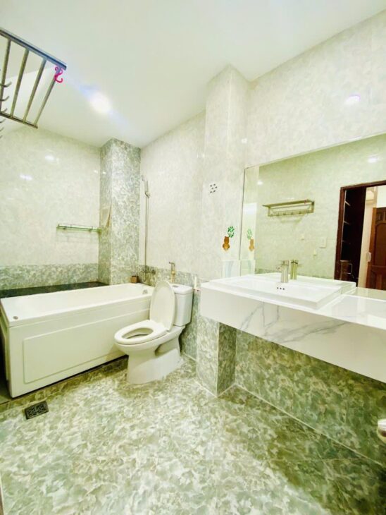 NHÀ MỚI Ở NGAY- TT GÒ VẤP- 4 TẦNG BTCT – NGANG HIẾM 5M – CHỈ HƠN 5 TỶ