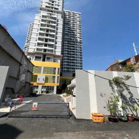 Bán căn hộ mặt tiền Hồng Bàng Q6, nhận nhà ở liền. Giá từ 65tr/m2