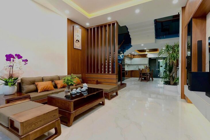 BÁN NHÀ GẦN AEON MALL LONG BIÊN, 5 TẦNG, GIÁ CHỈ 5.85 TỶ