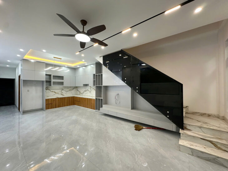 ???? Nhà 2 tầng vừa mới toanh Mặt Tiền Đường Phan Kế Bính ( đường Dương Quảng Hàm cũ ) – TP Huế ✅
