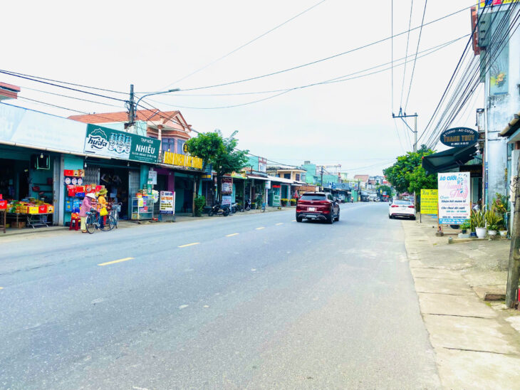 MẶT TIỀN DT 609 – GẦN THỊ TRẤN ÁI NGHĨA – GIÁ SẬP HẦM