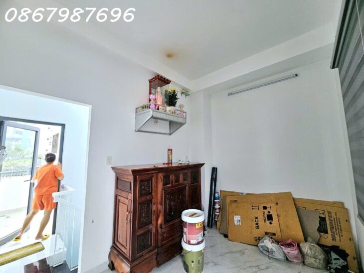Bán Nhà Trung Tâm Thành Phố Nha Trang, Cách Biển 200m, Gần Chợ Xóm Mới GIÁ 5 TỶ 9