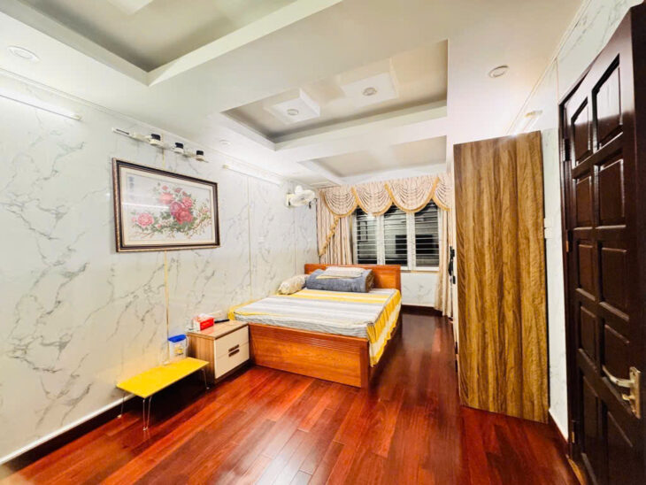 BÁN NHÀ HOÀNG NGÂN – DÂN XÂY TÂM HUYẾT – NGÕ NÔNG, 20M RA PHỐ – DT 50M2X5T – GIÁ 10,2 TỶ