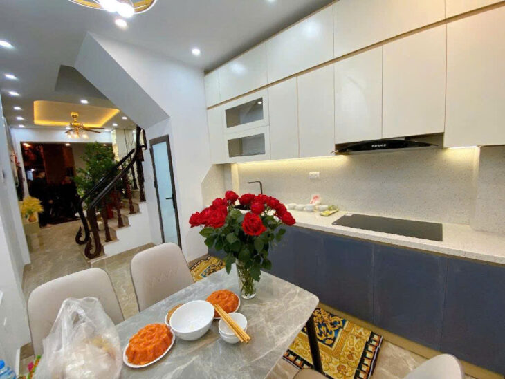 BÁN NHÀ HAI BÀ TRƯNG – QUỲNH MAI – PHỐ 8/3 – LUNG LINH – OTO ĐỖ CỬA – DT30M2X4T – GIÁ 6,38 TỶ