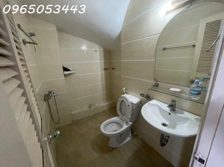 Cho thuê nhà riêng Hàng Chuối 60m2/sàn