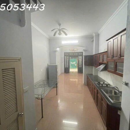 Cho thuê nhà riêng Hàng Chuối 60m2/sàn