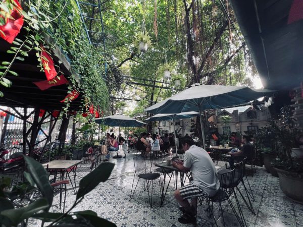 Gò Vấp ! SANG NHƯỢNG QUÁN Cafe S/VƯỜN 500m2 ( 20m x 27m ), MB thuê chỉ 37 tr / tháng, Liên hệ: