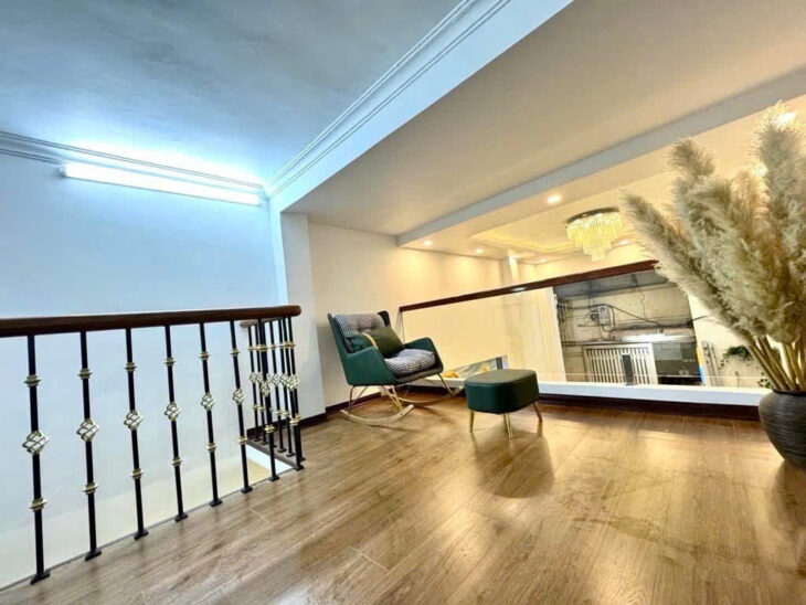 NHÀ ĐẸP GẦN MẶT PHỐ TÔN ĐỨCTHẮNG – ĐỐNG ĐA – 30M2 X 5 TẦNG GIÁ 7.9 TỶ