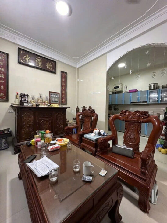 NHÀ ĐẸP DÂN XÂY PHỐ NGÔ GIA TỰ- LON BIÊN, 50M2,3 TẦNG,MẶT TIỀN 6.6 M,6.5 TỶ. LONG BIÊN.
