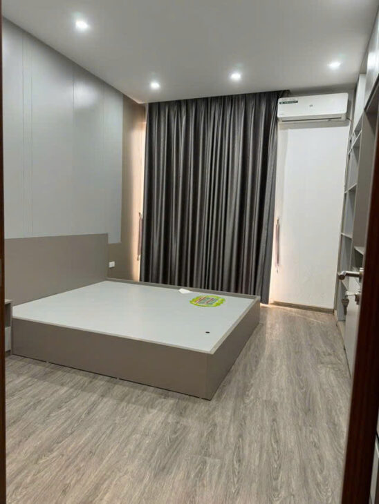 -NHÀ ĐẸP PHỐ ĐÀM QUANG TRUNG, 35M2,5 TẦNG,MT 4M, 5.5 TỶ.