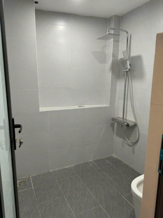 -NHÀ ĐẸP PHỐ ĐÀM QUANG TRUNG, 35M2,5 TẦNG,MT 4M, 5.5 TỶ.