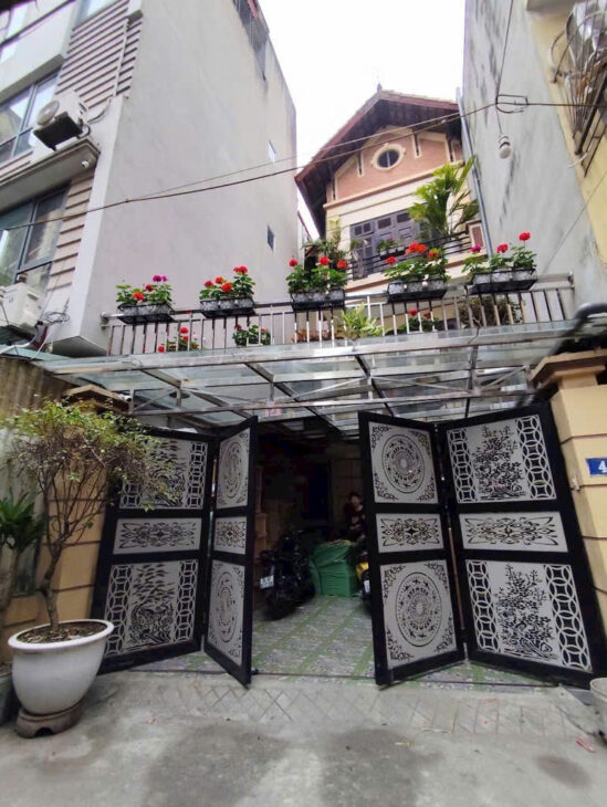 NHÀ ĐẸP – Ô TÔ VÀO NHÀ – mặt tiền 5.2m, 120m2 x 4 tầng, đường Kim Giang quận Hoàng Mai – GIÁ CHỈ