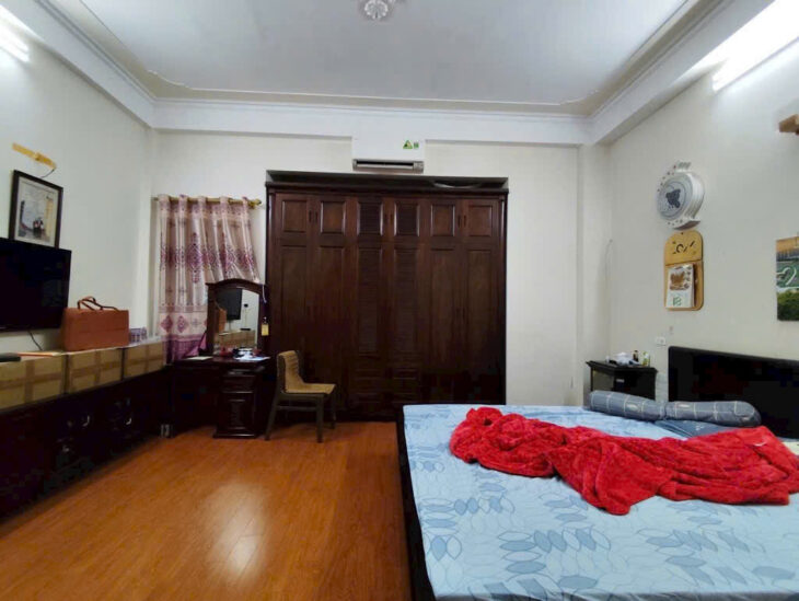 NHÀ ĐẸP – Ô TÔ VÀO NHÀ – mặt tiền 5.2m, 120m2 x 4 tầng, đường Kim Giang quận Hoàng Mai – GIÁ CHỈ