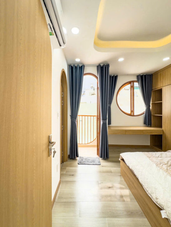 6.28 tỷ bán nhà mới khu VIP Nguyễn Cửu Vân giáp Q1- 5 tầng- 40m2-ngang 4.6m- 4PN 6WC full NT