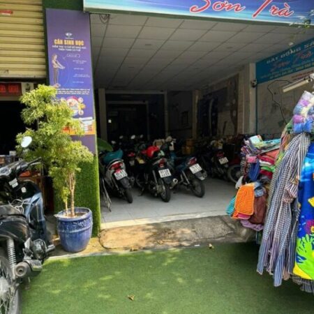 Không có người trông coi cần sang quán