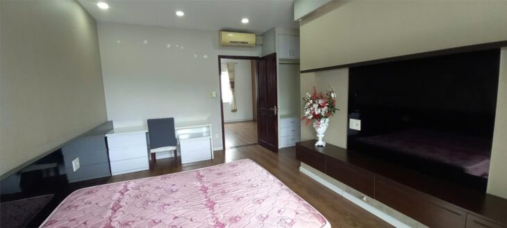 Cho thuê nhà Khang Điền, Mega Village, dt 75m2, trệt 2 lầu, 3 phòng ngủ, 13.5tr.tháng