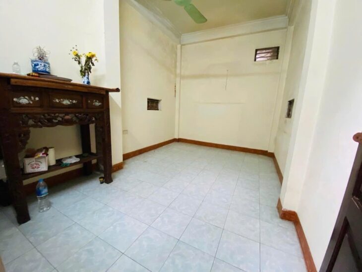 ????????????BÁN NHÀ DÂN XÂY, PHỐ HỒ ĐẮC DI, GẦN Ô TÔ,GẦN PHỐ