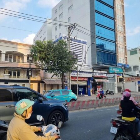 Chính chủ cần Bán gấp mặt tiền 817 Huỳnh Tấn Phát, P Phú Thuận, quận 7, HCM