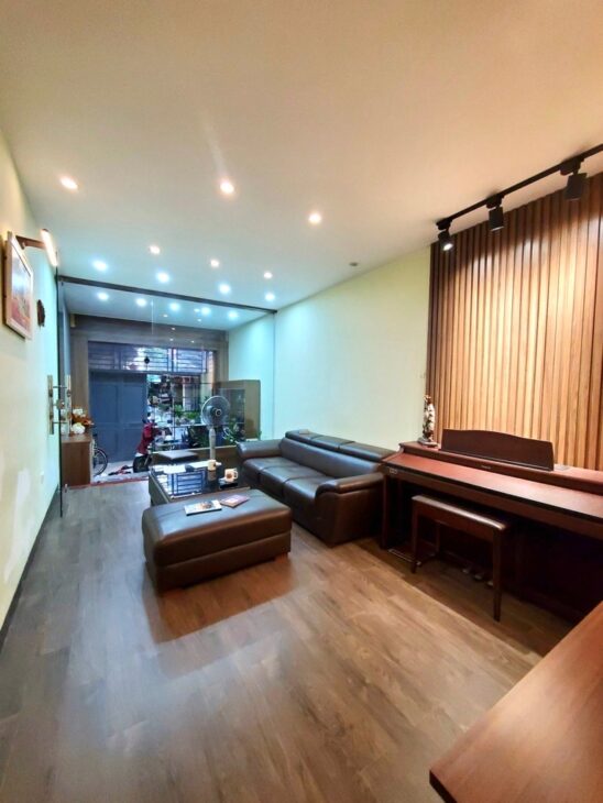 ????????????BÁN NHÀ, PHỐ HỒ ĐẮC DI, PHÂN LÔ,LÔ GÓC,3TẦNG, Ô TÔ ĐỖ CỬA