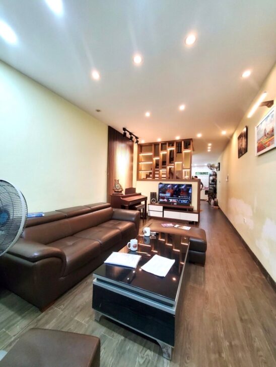 ????????????BÁN NHÀ, PHỐ HỒ ĐẮC DI, PHÂN LÔ,LÔ GÓC,3TẦNG, Ô TÔ ĐỖ CỬA