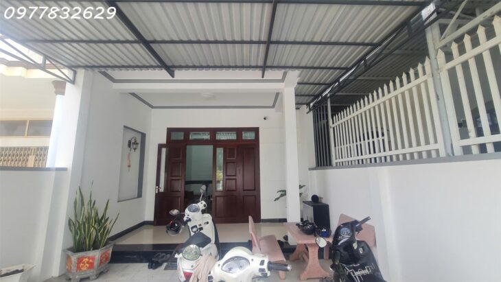 Bán nhà 2 lầu Hẻm Nguyễn Công Trứ – Tân Thiện – TX LaGi giá ngộp sổ riêng