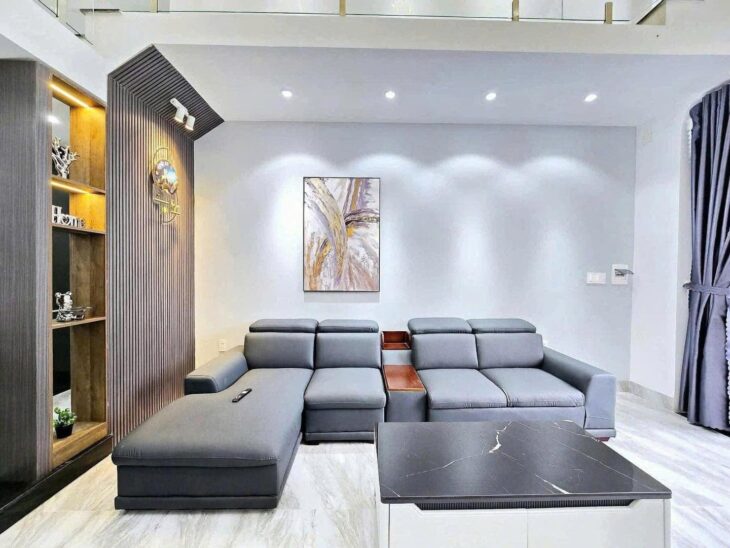 NHÀ ĐẸP NGỌC THỤY, GẦN PHỐ, NGÕ RỘNG, SỔ ĐỎ CẤT KÉT