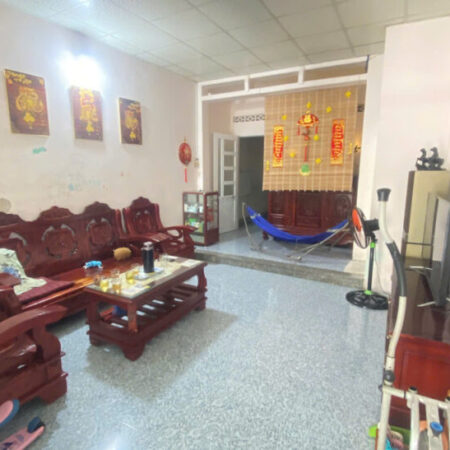 Chính Chủ Bán Nhanh Lô Đất Tặng Nhà Cấp 4 Tại Phùng Hưng, Phường Phước Long, TP Nha Trang