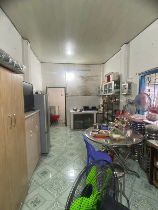 Chính Chủ Bán Nhanh Lô Đất Tặng Nhà Cấp 4 Tại Phùng Hưng, Phường Phước Long, TP Nha Trang, Khánh Hòa