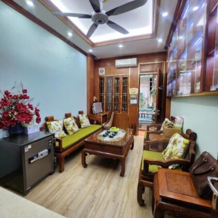 BÁN NHÀ DÂN XÂY PHỐ GIẢNG VÕ, NHÀ 6 TẦNG x 36/42M2, GIÁ CHỈ 8 TỶ 900 TRIỆU