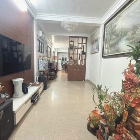 BÁN NHÀ DÂN XÂY HIỆN ĐẠI,PHỐ THÁI THỊNH, NHÀ 5 TẦNG ,FULL NỘI THẤT