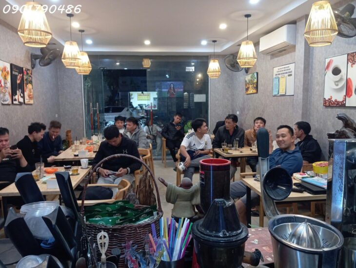 Chính chủ cần sang nhượng quán Cafe tại số 59 Phố Trạm Long Biên HN.SĐT/ ZALO : 0901790486