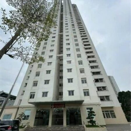 Cần bán gấp sàn thương mại 600 m2 tại tầng 1 tòa nhà Unimax, số 210 Quang Trung, Hà Đông, Hà Nội.