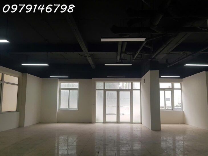 Cần bán gấp sàn thương mại 600 m2 tại tầng 1 tòa nhà Unimax, số 210 Quang Trung, Hà Đông, Hà Nội.