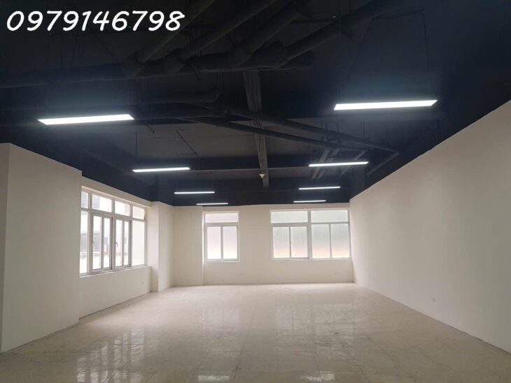 Cần bán gấp sàn thương mại 600 m2 tại tầng 1 tòa nhà Unimax, số 210 Quang Trung, Hà Đông, Hà Nội.