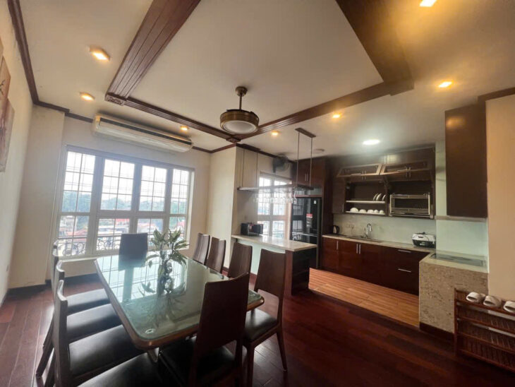 Tòa CHDV 9 tầng thang máy phố Nguyễn Thị Định – 85m nhỉnh 29 tỷ