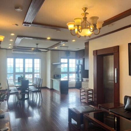 Tòa CHDV 9 tầng thang máy phố Nguyễn Thị Định – 85m nhỉnh 29 tỷ