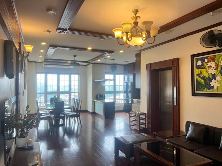 Tòa builiding phố Vũ Phạm Hàm – 80m 7 tầng – KD VP – chỉ 31 tỷ